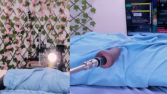 Criistal Thompson online show from 01.13.26