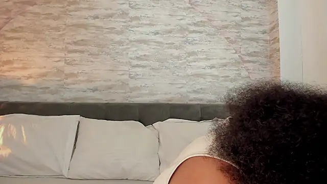 Anneth  M online show from 09.29.25