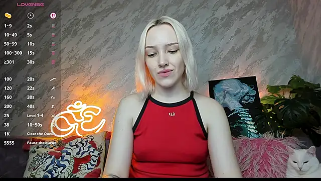 Snapshot of cheryl_mason chatting on 04.18.26 cheryl mason online show from 04.18.26