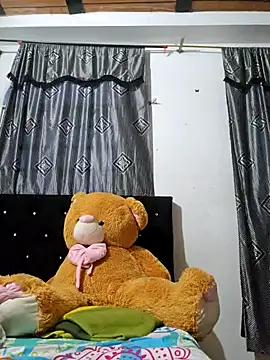 Sofia Queen17 online show from 01.05.25