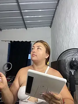 Sofia Queen17 online show from 10.05.25