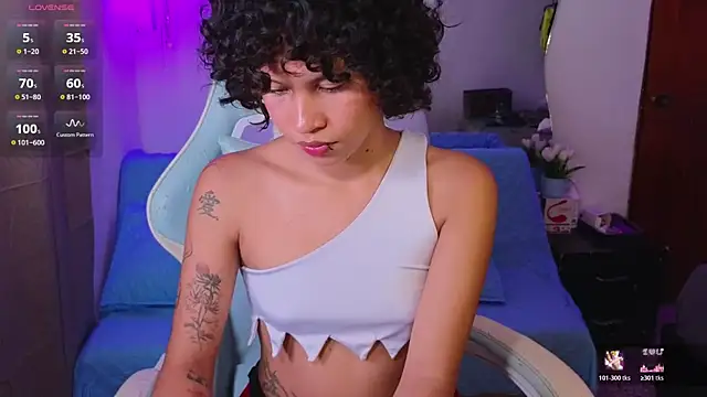 Peggy Funn online show from 12.03.25