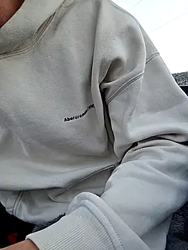 Zeefy online show from 11.30.25