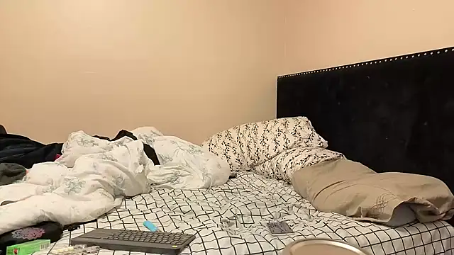 hailzeffn online show from 10.23.25