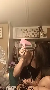 whitetrashdirtyslut online show from 03.21.26