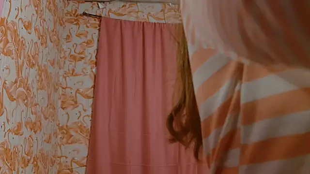 strawberrysmoothie online show from 11.11.25