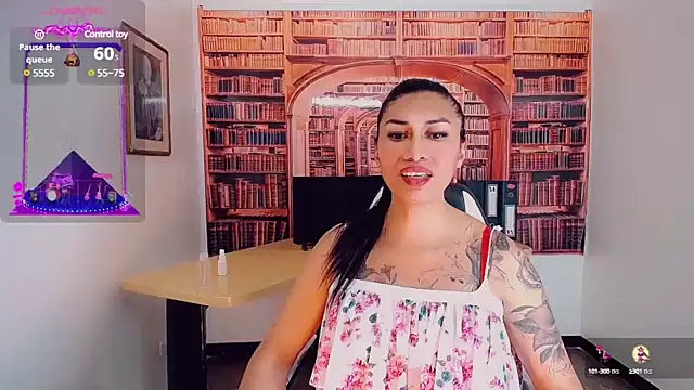 khiara moretti online show from 02.05.25