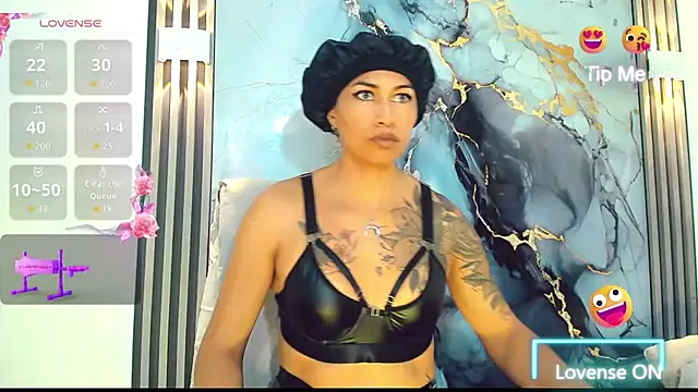 khiara moretti online show from 01.12.26