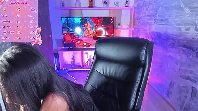 Agathaargent  online show from 12.21.24