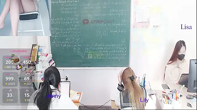 Snapshot of _Math_ chatting on 04.04.26 Math online show from 04.04.26