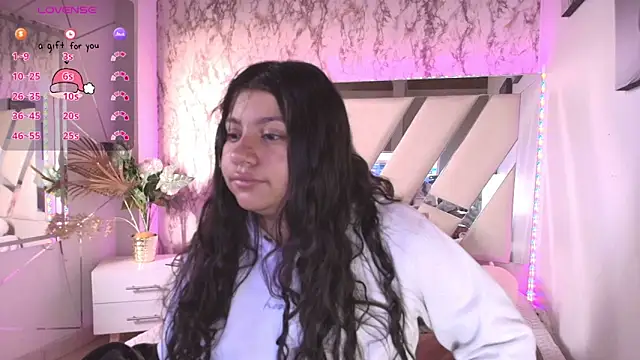 Miaa Smiith1 online show from 12.15.24