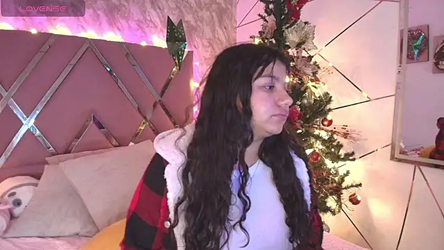 Miaa Smiith1 online show from 12.22.24