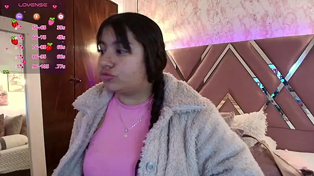 Miaa Smiith1 online show from 02.05.25