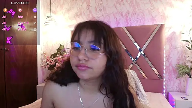 Miaa Smiith1 online show from 03.06.25