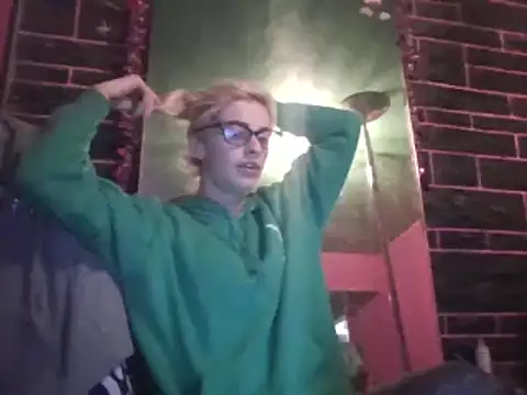 watermellonpussy online show from 02.05.25