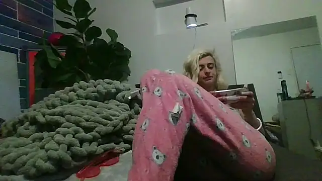 watermellonpussy online show from 03.07.26