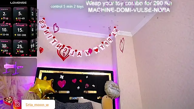 Moon Water   online show from 03.12.25