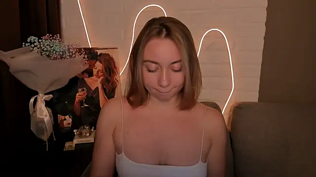 DanielaWisse online show from 12.18.24