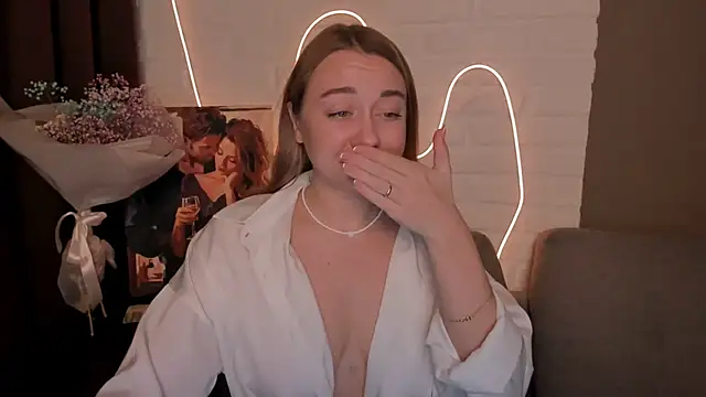 DanielaWisse online show from 12.22.24