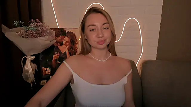 DanielaWisse online show from 12.25.24