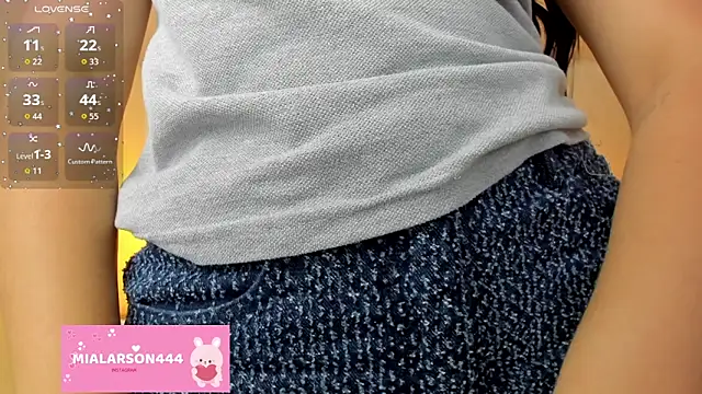 LARSONMIA online show from 11.12.25