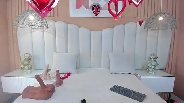 Sara Vanegas online show from 02.13.26