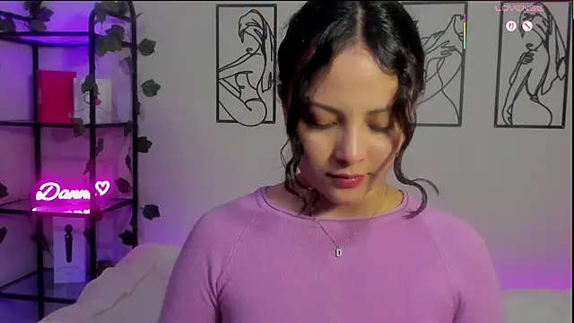 Megan Rodrigo online show from 02.12.25