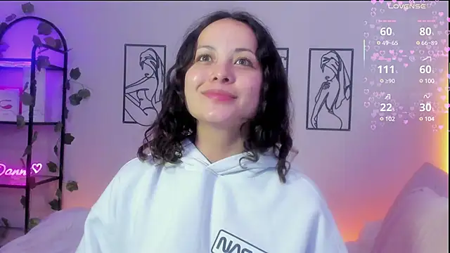 Megan Rodrigo online show from 02.17.25