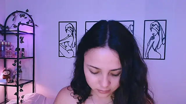 Megan Rodrigo online show from 10.16.25