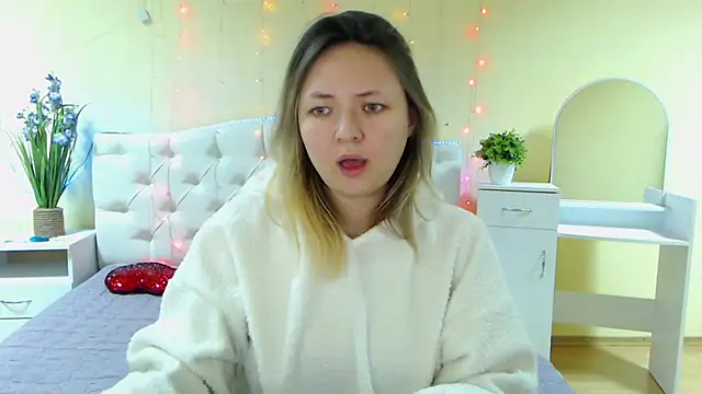 SallyVerda online show from 02.05.25