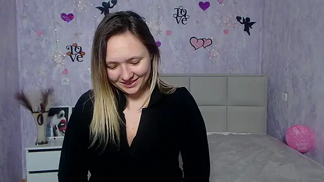 SallyVerda online show from 02.08.25