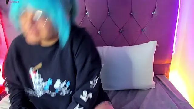 lucky-leah online show from 02.19.25