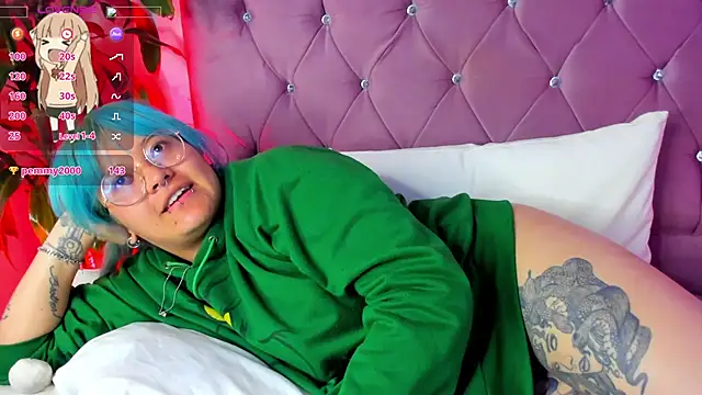 lucky-leah online show from 02.20.25