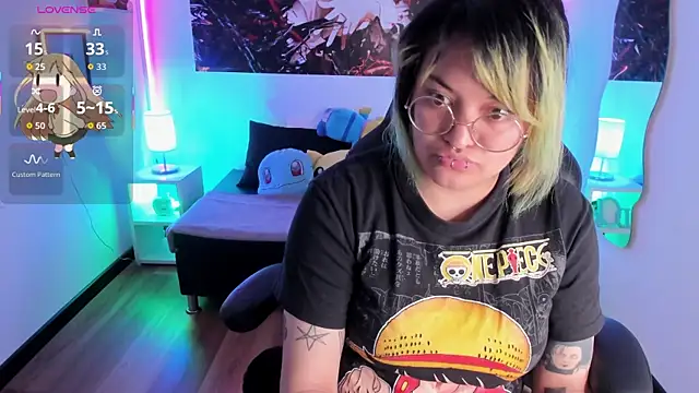 lucky-leah online show from 10.04.25