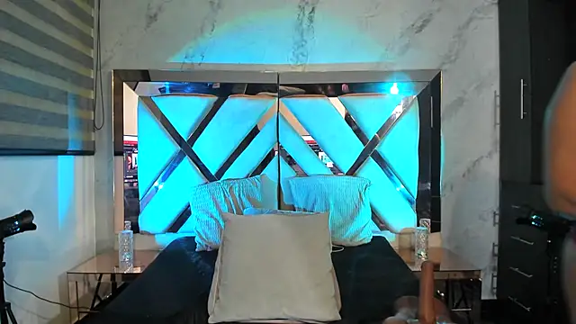 Susy wisee online show from 04.19.26