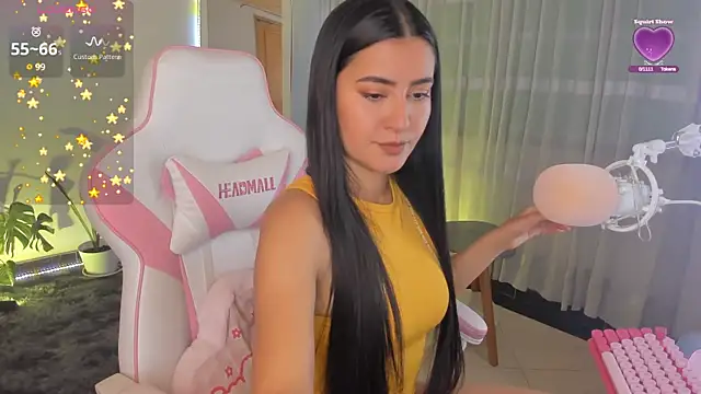 Snapshot of Violetta_kim1 chatting on 01.21.25 Violetta kim1 online show from 01.21.25
