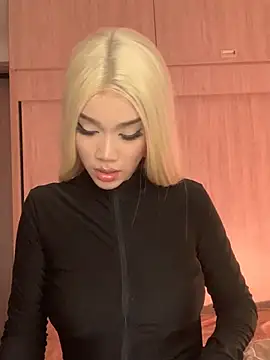 Ambar R0SSE online show from 03.12.25