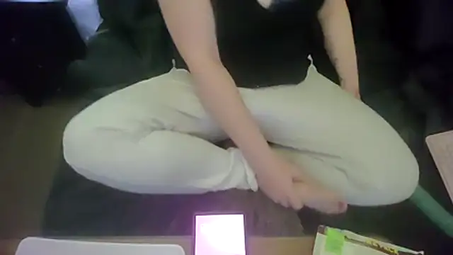 XxxAprilxxX online show from 10.29.25