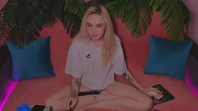 StellaSweetness online show from 02.17.25