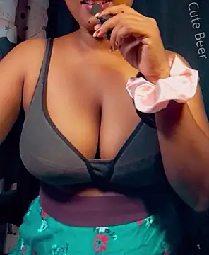 SLteena online show from 03.18.26