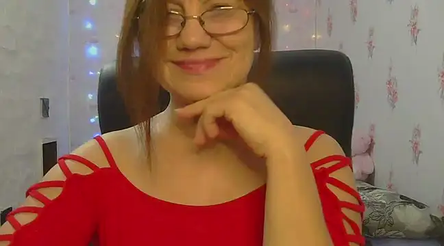 KittyyLaBeauty online show from 02.06.25