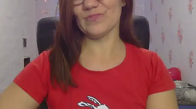 KittyyLaBeauty online show from 02.12.25