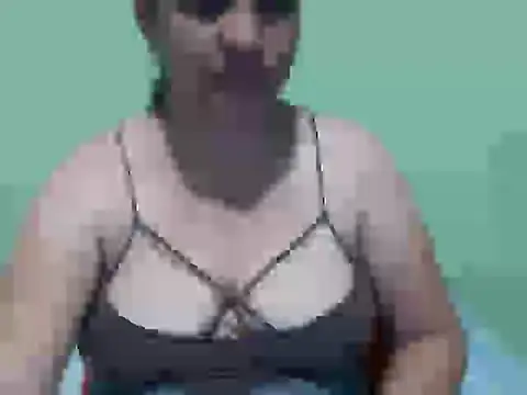 Snapshot of sonia__milk chatting on 05.23.26 sonia milk online show from 05.23.26