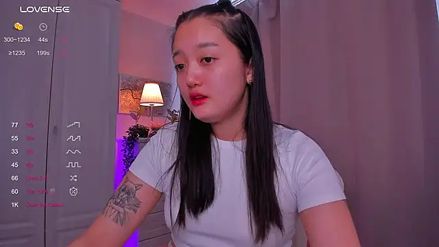 FreyaRaya online show from 01.17.25