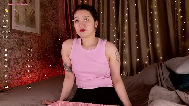 FreyaRaya online show from 03.06.26