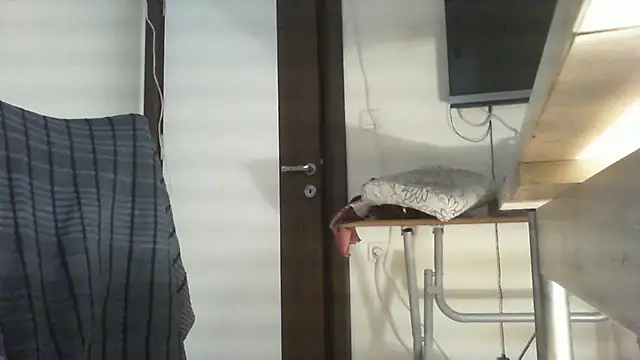 Snapshot of thekeys chatting on 12.16.25 thekeys online show from 12.16.25