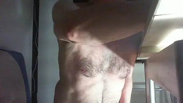 Snapshot of thekeys chatting on 02.27.26 thekeys online show from 02.27.26