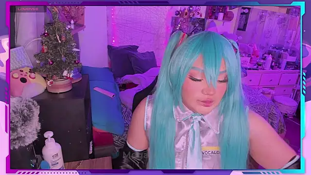 Snapshot of MegariaB chatting on 12.09.24 MegariaB online show from 12.09.24