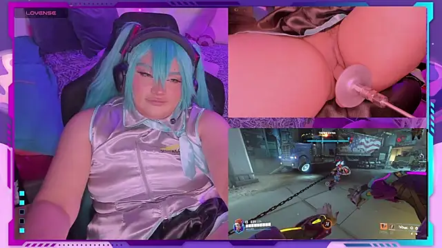 Snapshot of MegariaB chatting on 12.10.24 MegariaB online show from 12.10.24