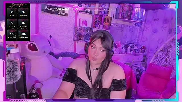 Snapshot of MegariaB chatting on 03.10.25 MegariaB online show from 03.10.25